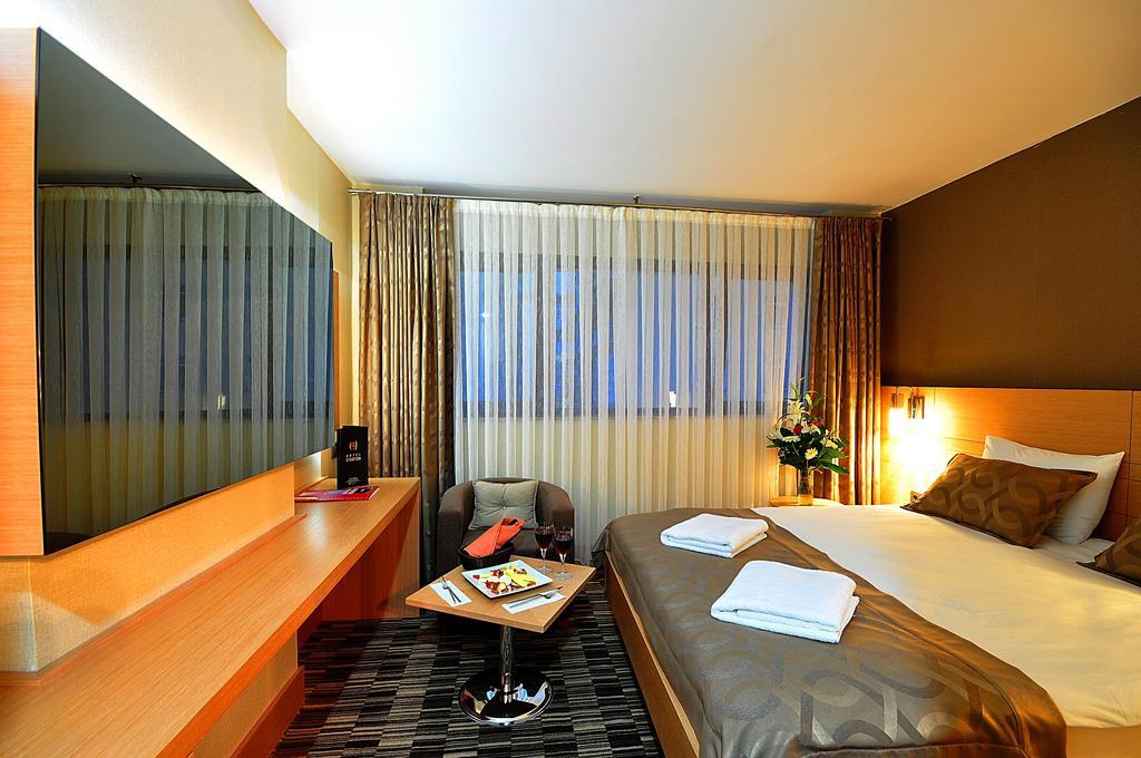 Starton Hotel Ankara Pokoj fotografie
