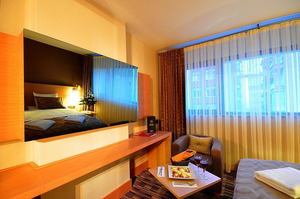 Starton Hotel Ankara Pokoj fotografie